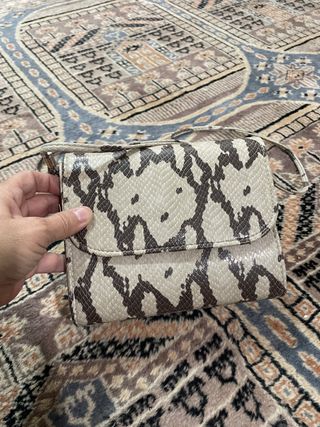Bolso estampado piel serpiente