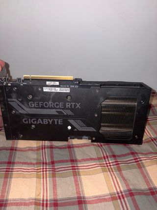 Gigabyte RTX 4070 Windforce OC 12GB GDDR6