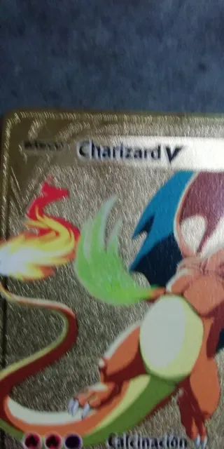 Carta Pokémon Charizard V Dorada Metálica