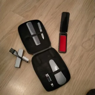 Estuche de viaje con accesorios