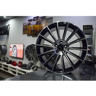 Juego de 4 Llantas 20 Radial Black MB34