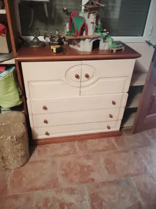 Cama infantil con cajones