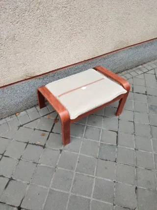 Poggiapiedi puff IKEA Poäng in legno massello vintage