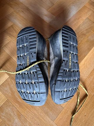 Zapatillas de montaña Merrel talla 44