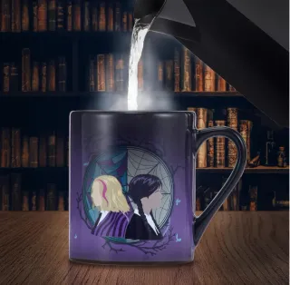 Set di tazze magiche di Wednesday Addams e Enid Sinclair