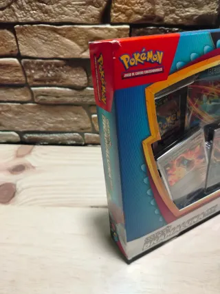 Pokémon BRAMALUNA EX Box