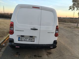 Furgón Peugeot Partner