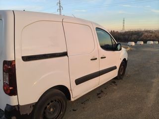 Furgón Peugeot Partner