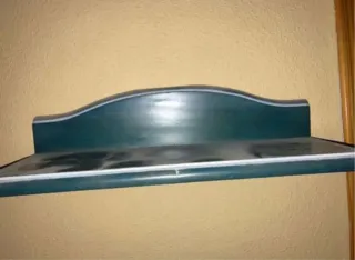 Habitación juvenil con mesilla,escritorio  armario