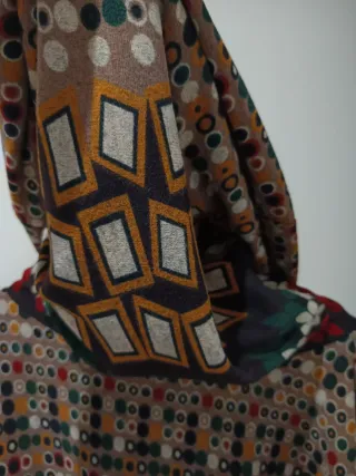 Jersey vestido estampado cuello alto