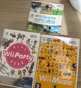 Nintendo Wii Roja + Juegos y Mandos