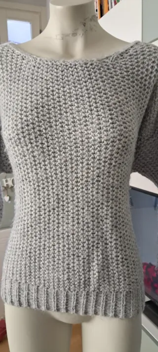 Maglione caldo grigio