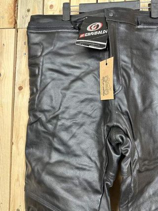 PANTALON T-XL DE CUERO PARA MOTO GARIBALDI 4
