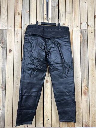 PANTALON T-XL DE CUERO PARA MOTO GARIBALDI 4