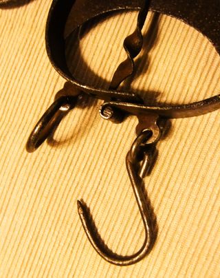 Balanza Romana Antigua de Media Luna