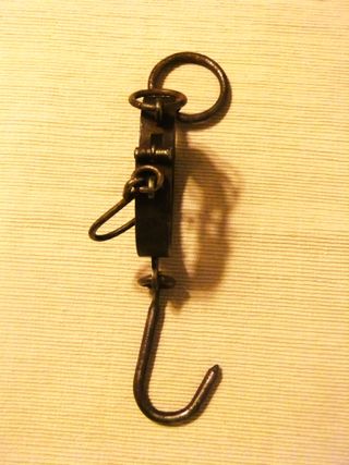 Balanza Romana Antigua de Media Luna