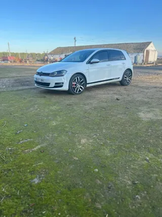 Volkswagen Golf 2014