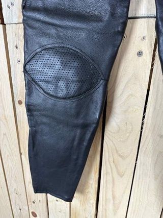 PANTALON T-M DE CUERO PARA MOTO GARIBALDI 1