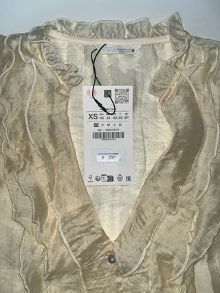 Blusa Zara sin mangas con volantes Talla XS