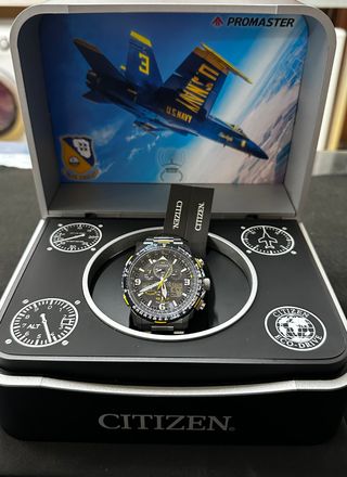 Reloj Citizen Skyhawk Blue Angels