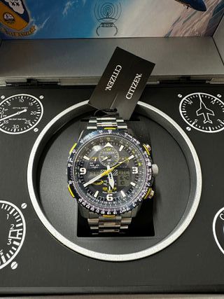 Reloj Citizen Skyhawk Blue Angels