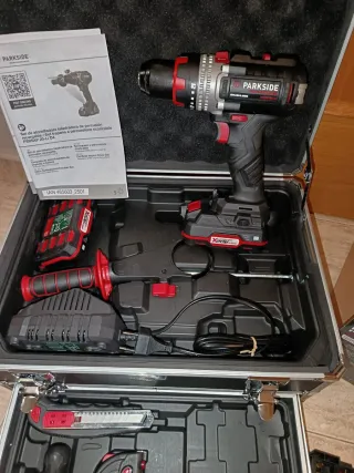 Maletín Performance con Taladro Percutor