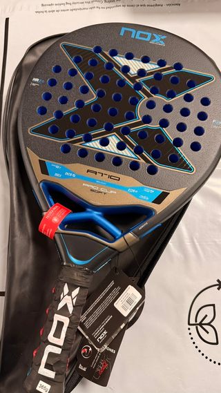 Pala de pádel Nox AT10 Pro Cup Soft