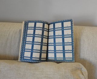 ÁLBUM CROMOS CAPERUCITA ROJA