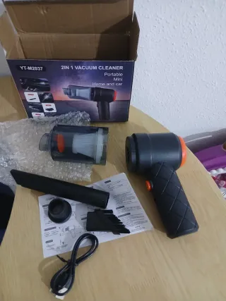 Mini Aspiradora Portátil 2 en 1