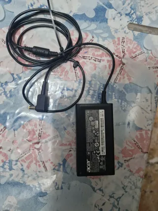 Cargador Acer Original 19v 3,42a