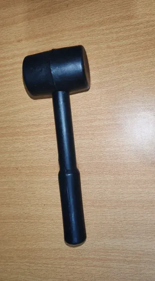 Mazo de goma negra para bricolaje y reparaciones
