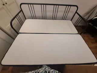 Diván Ikea con 2 colchones