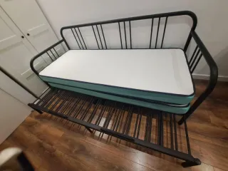 Diván Ikea con 2 colchones