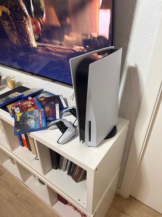 PS5 + 2 Mandos + 7 Juegos