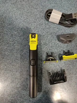 Recortadora Philips OneBlade Negra y Amarilla