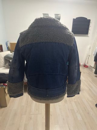 Chaqueta vaquera con borrego