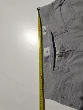 Pantalón C&A Gris