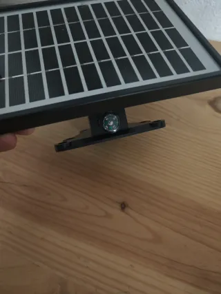 Placa solar con cable