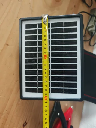 Placa solar con cable