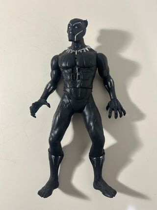 Figura Black Panther Marvel Titan
