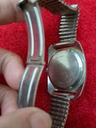 Relojes SORIENTER y ZARKO