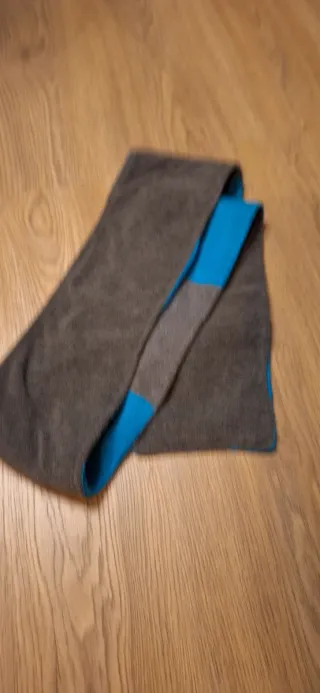 Bufanda infantil azul y gris