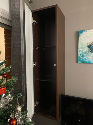 2 Vetrine da parete in legno e vetro