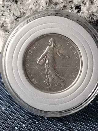Moneda 5 Francos Plata Pura- Francia 1965.