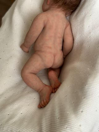 Bebé reborn silicona platino