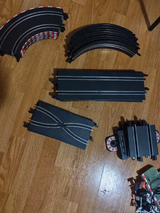 Scalextric Carrera Go + 2 coches