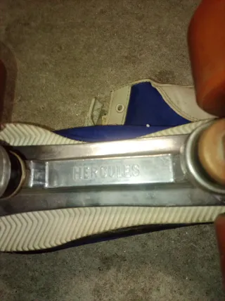 Pattini a rotelle vintage Hercules 41