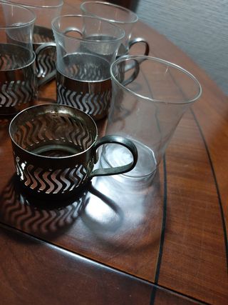 Set di 5 tazze da tè con portabicchieri in metallo