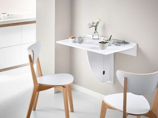 Mesa abatible de pared blanca