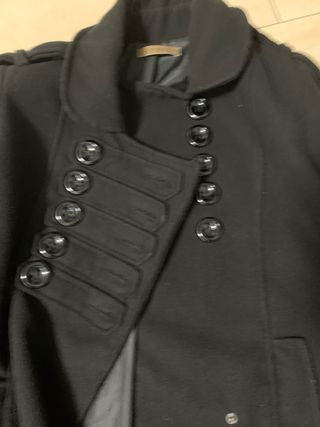 Abrigo negro militar